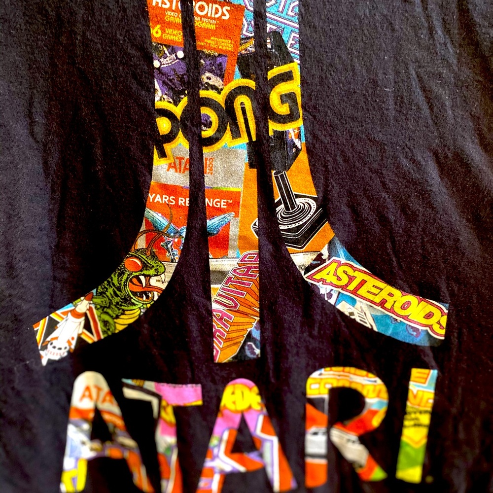 Brand New 2019 Atari tee w/images of vintage games